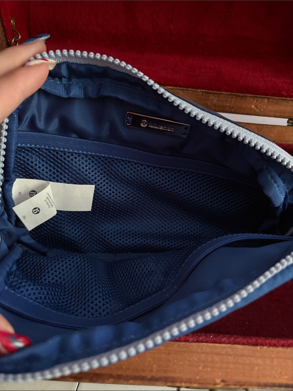 lululemon athletica Navy Blue Waist Pack with Light Blue Trim - Picture 3 of 4